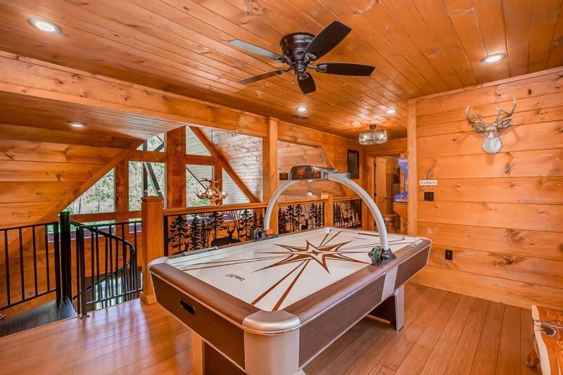 The Buckhorn By Stony Brook Cabins Gatlinburg Ngoại thất bức ảnh